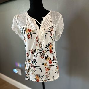 Daniel Rainn White Floral Top - Small